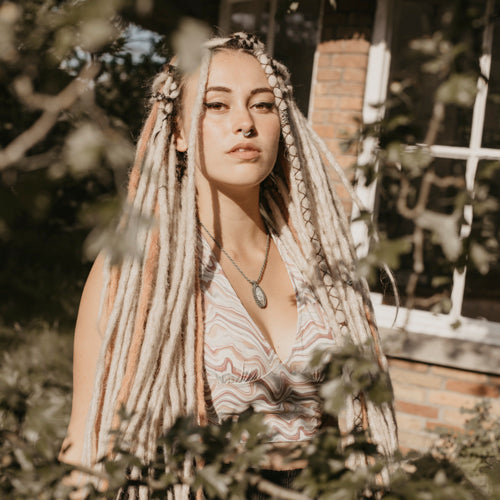 What is the best way to divide the colors of my Dreads?