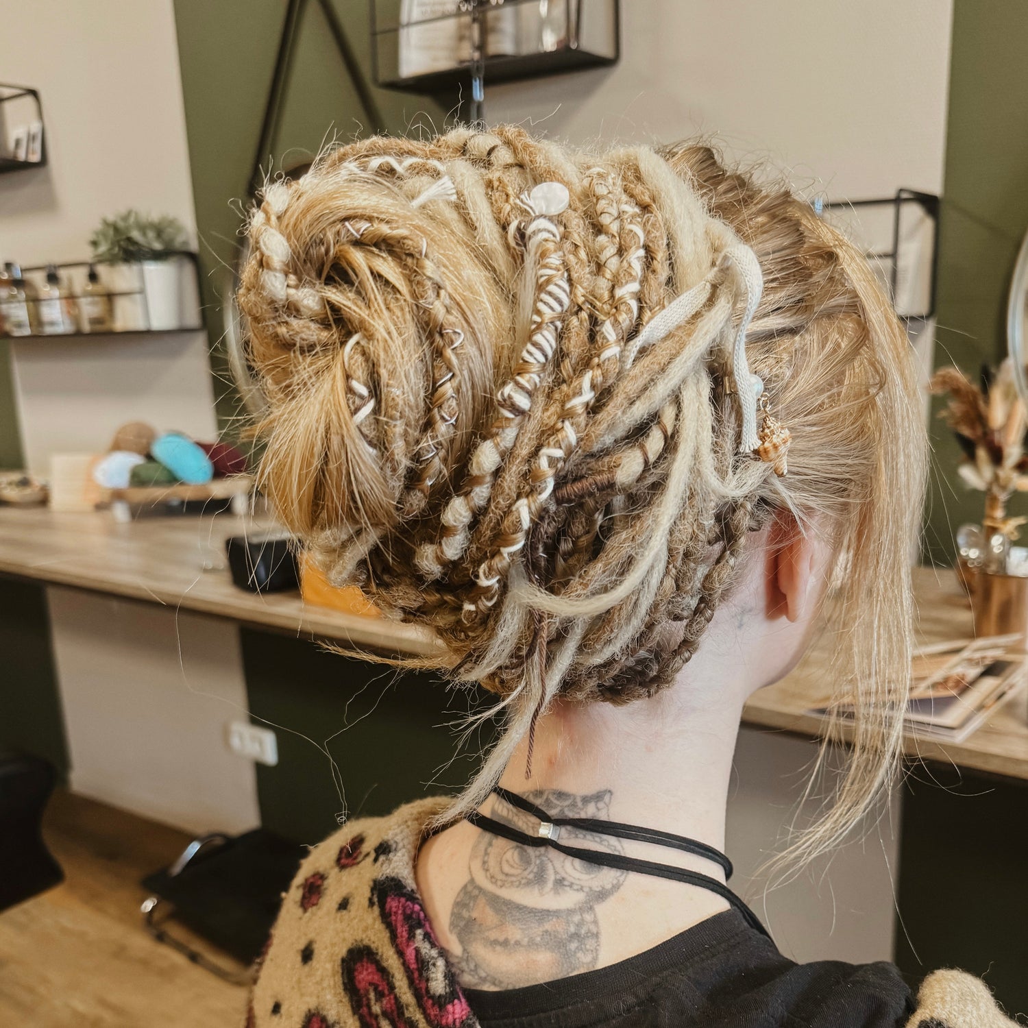 Can Partial Dreads damage your loose hair?