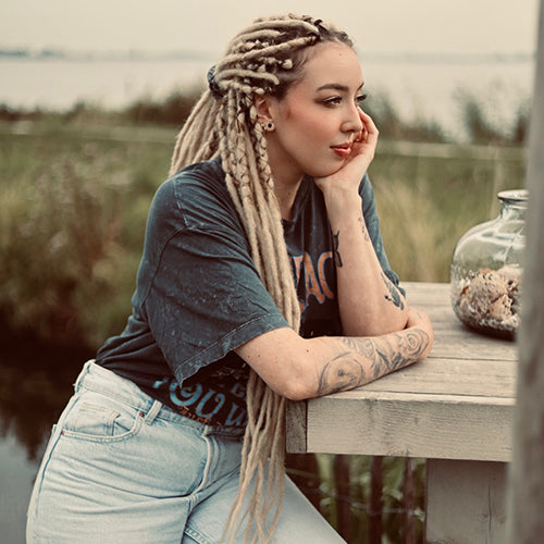 Dreadshop Synthetic Dreadlock Extensions Locks of Love Honey Blonde