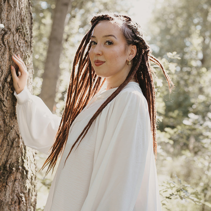 Model wearing high quality dreadlocks from Dreadshop, Locks of Love, Oaky back length