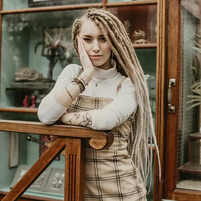 Emitsem wearing the dreadset Sand storm in Bum length, Dreadset Locks of Love Shop the look, dreadset full head, Dreadset original locks of love