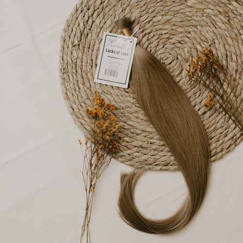 Walnut Human hair, hair & tools