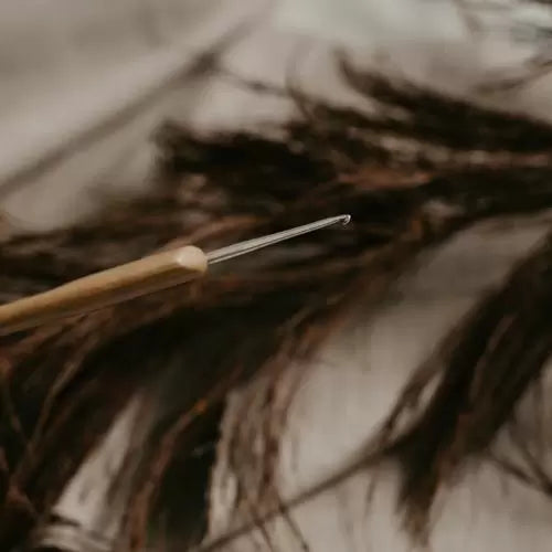 Crochet hook 1.25 mm hair & tools