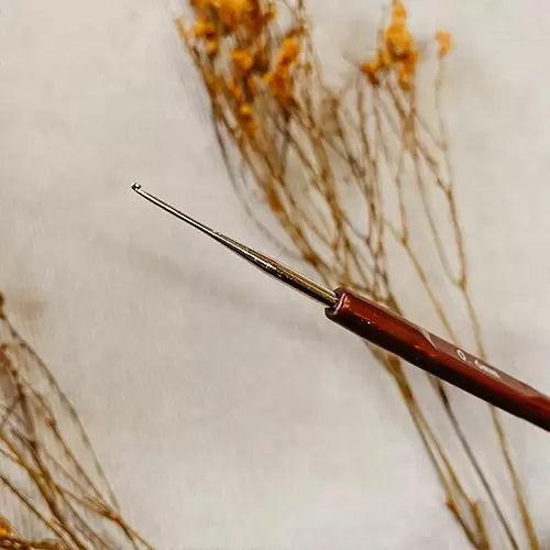 Crochet hook 0.6 mm hair & tools