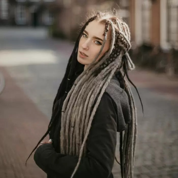 Emitsem wearing the dreadset Split midnight grandma grey in Bum length, Dreadset Locks of Love Shop the look, dreadset full head, Dreadset original locks of love
