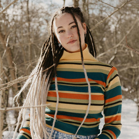 Romy wearing the dreadset Chocolate swirl in Bum length, Locks of Love Shop the look, dreadset full head, Dreadset original locks of love