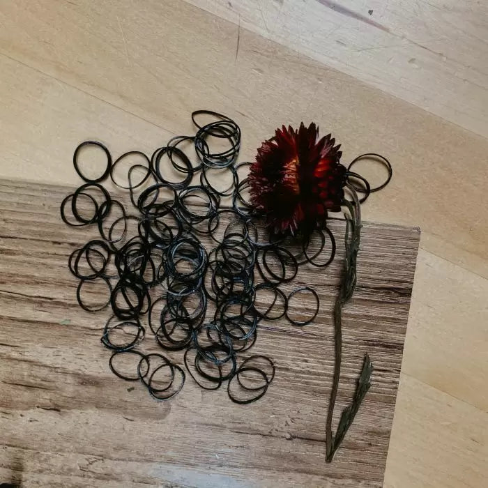 dreadlock installing tools