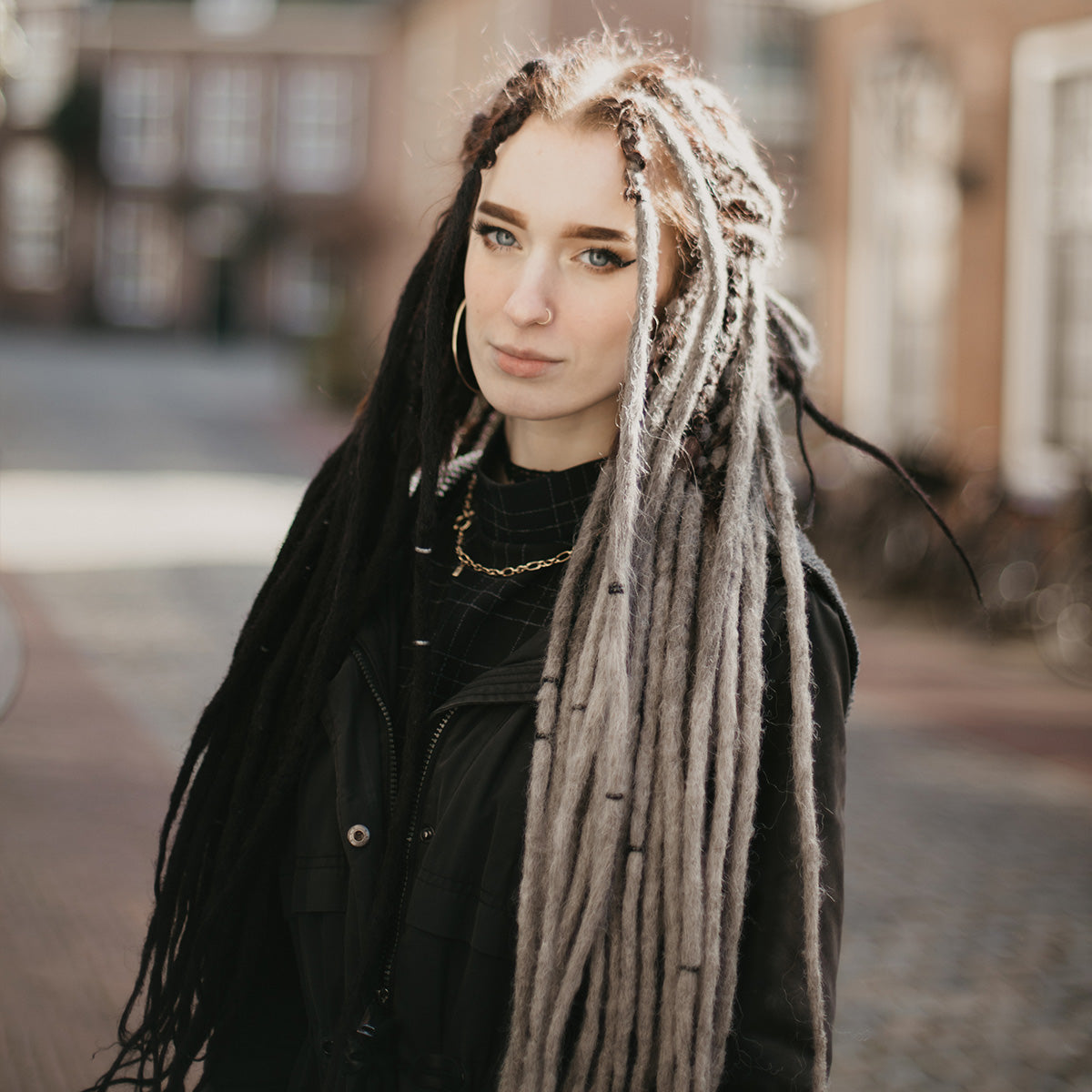 Are you also going for a Split Hairstyle with your Synthetic Dreads?