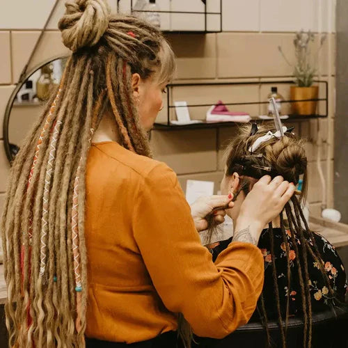 How do I get (and maintain) beautiful and healthy real dreads: tips from our salon experts