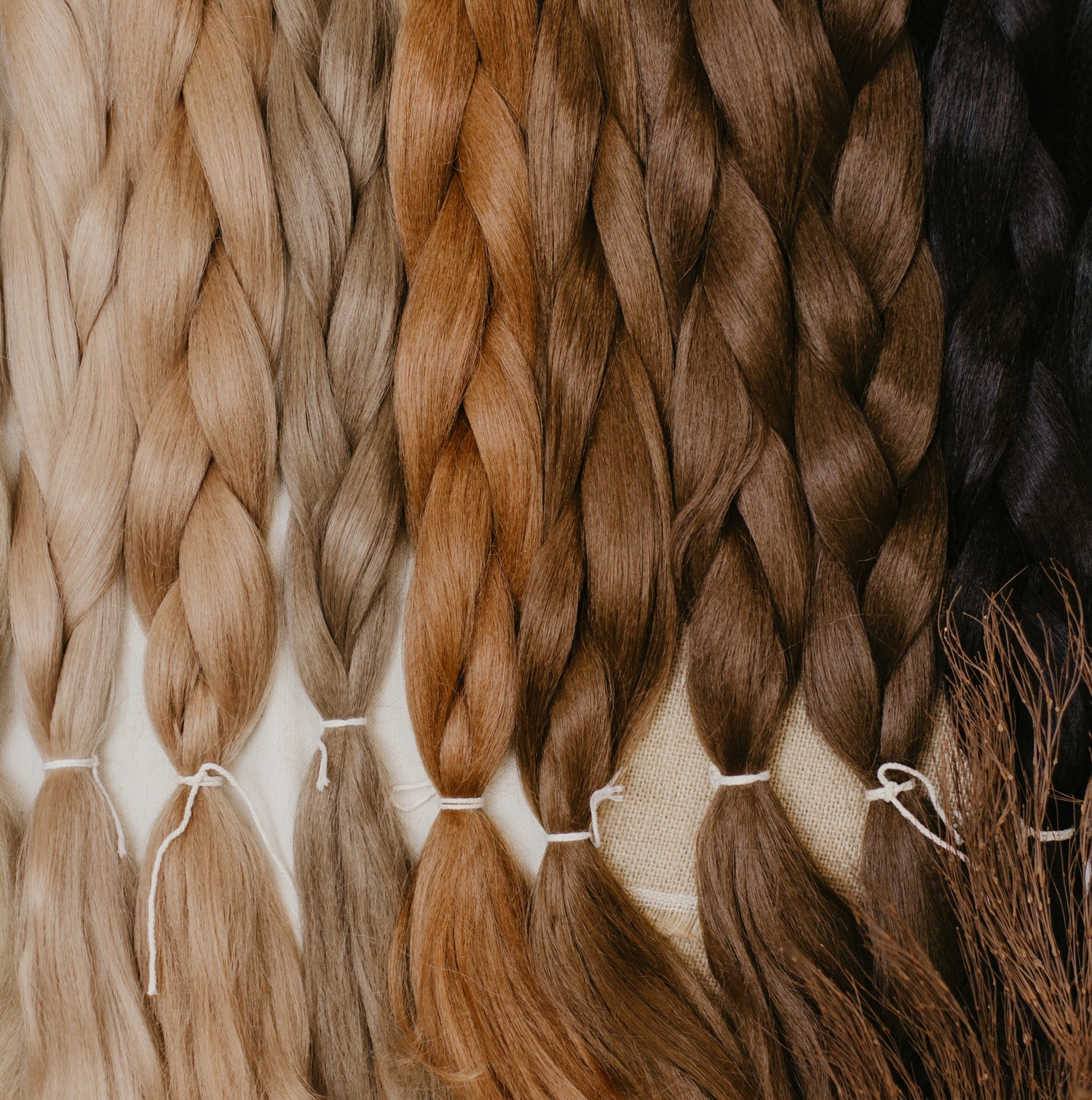 Is Synthetic Henlon Hair Heat Resistant? - Dreadshop