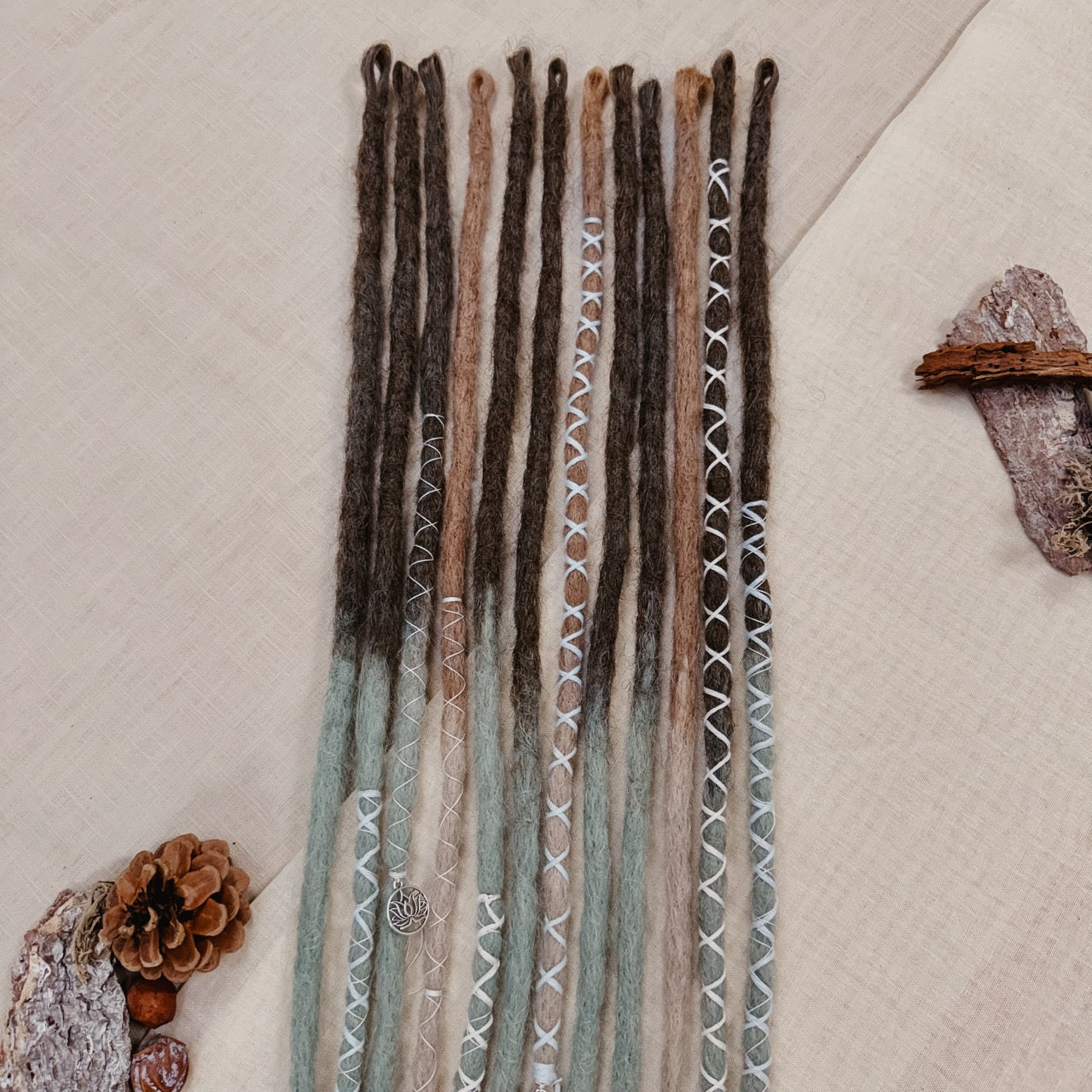 Accent Dreads Faded Mint