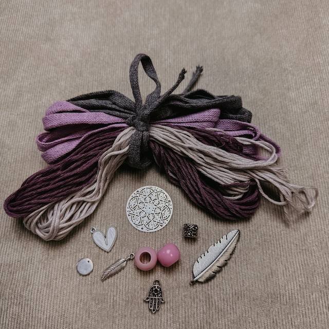 Decoration set. Accessories for dreadlocks, yarn and beads by Dreadshop