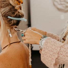 Installing temporary dreadlock course