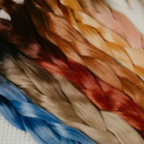 different colors of the Ombré henlon hair, synthetic hair, hair & tools
